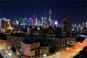 游走在上海的 __ 书店